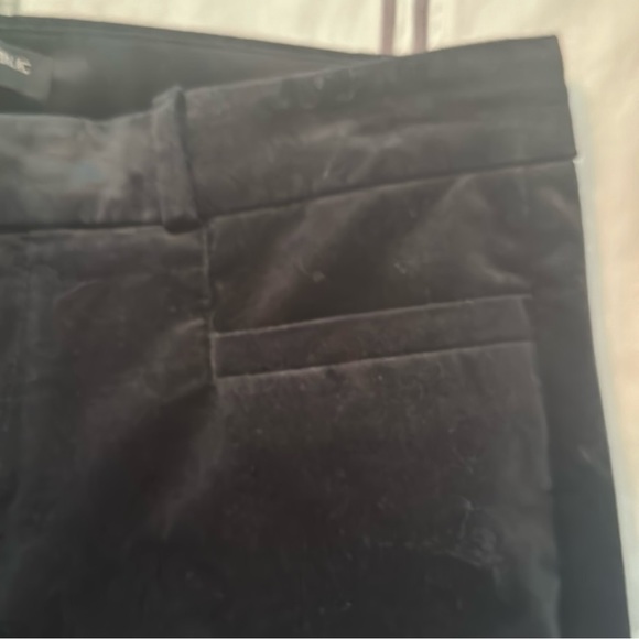 🪅Banana Republic Sloan Velvet Slim Ankle Pant. Black. Size 4. - Picture 7 of 16